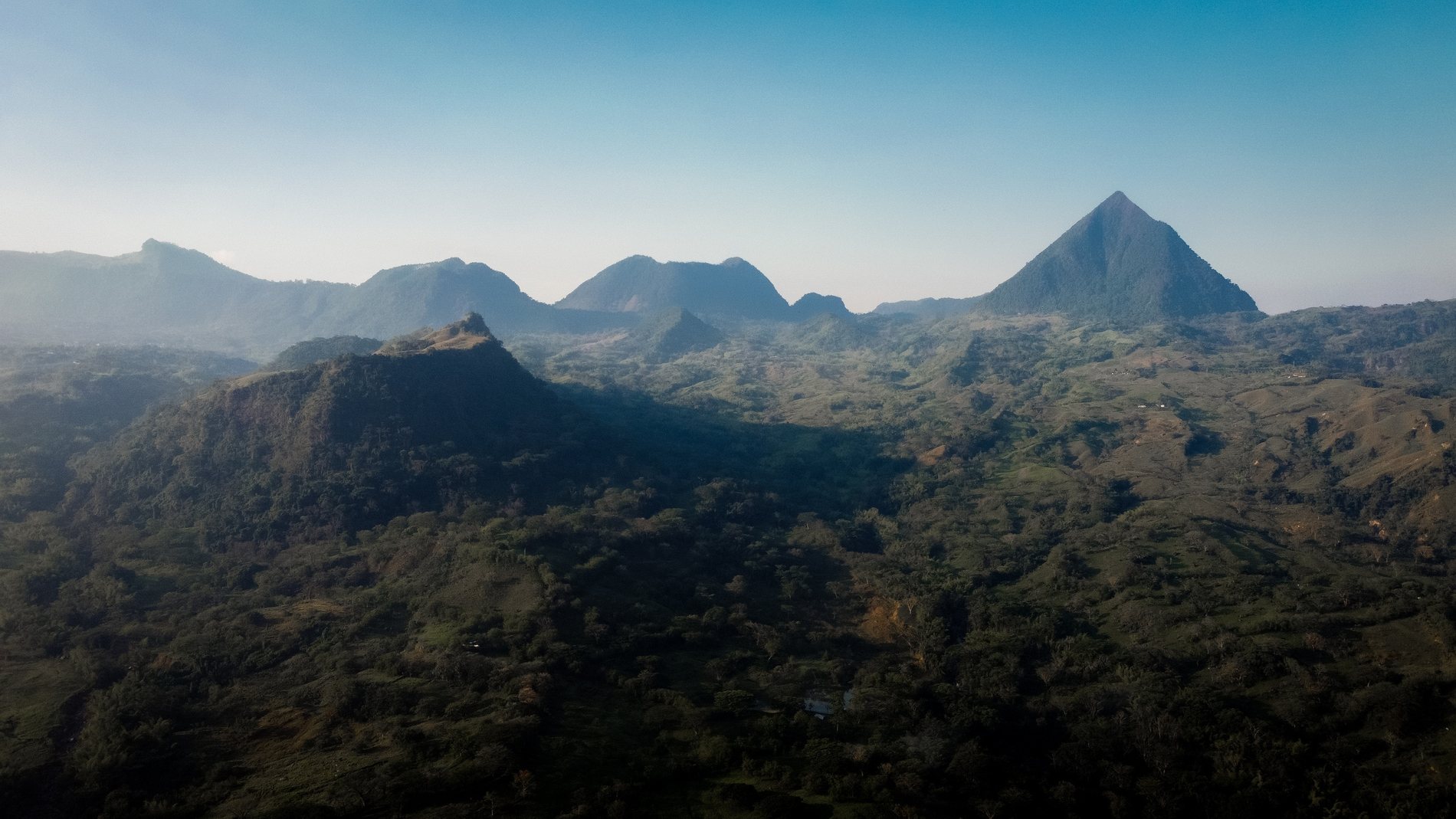 Cerro Tusa and Cerros de la Silla